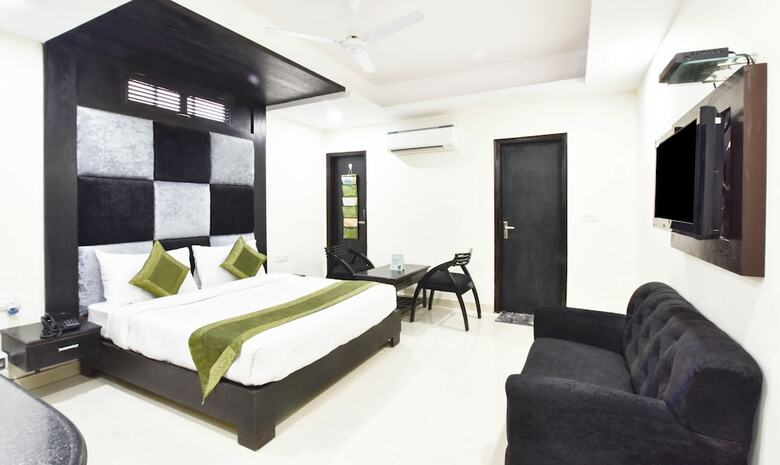 Hotel Treebo Mehar Castle