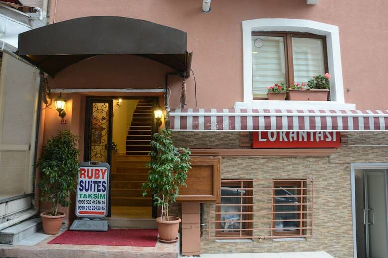 Apartamento Taksim Ruby Suites