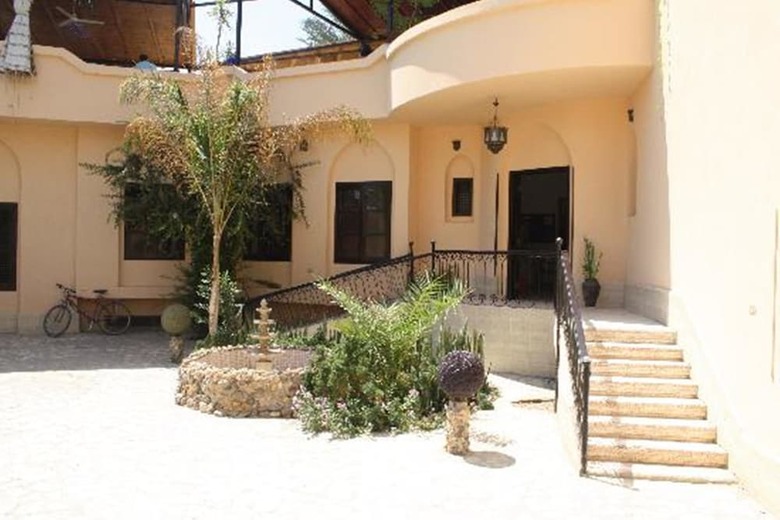 El Nakhil Hotel
