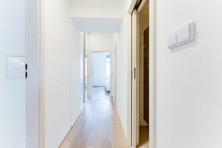 Charming Two-bedroom Apartment Next To The Emmaus Abbey