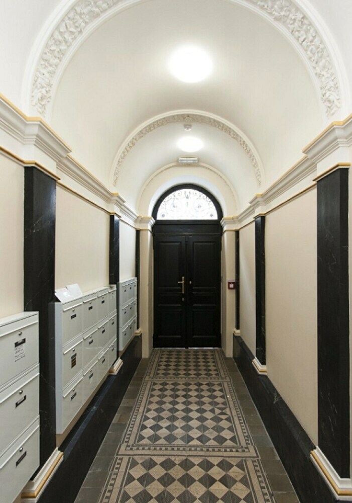 Charming Two-bedroom Apartment Next To The Emmaus Abbey