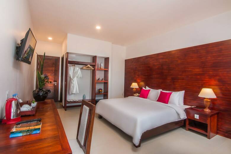 Green Amazon Residence Hotel