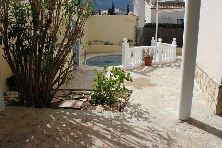 001 Villa India