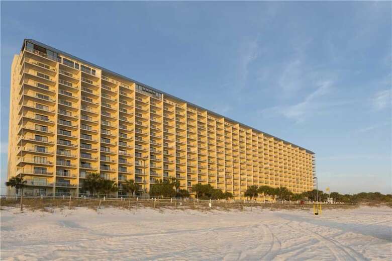 Summit Beach Resort By Royal American Beach Getaways