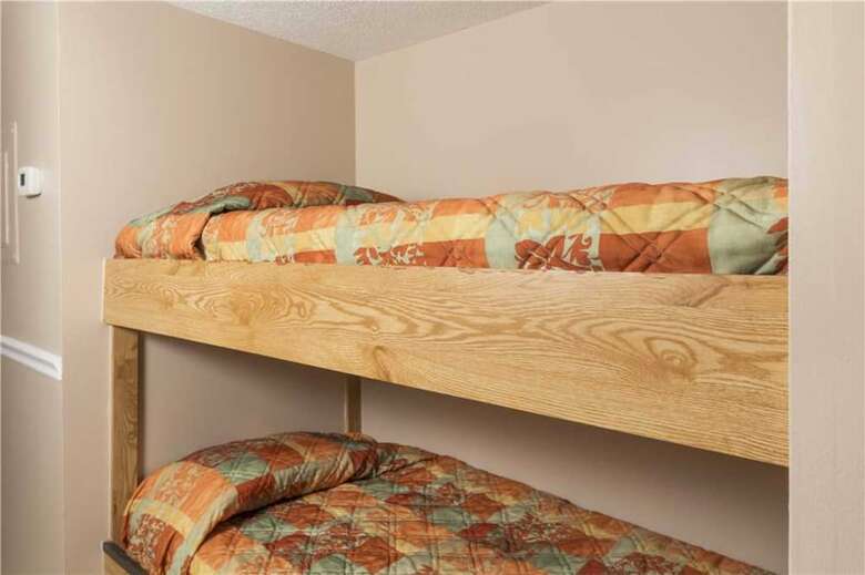 Summit Beach Resort By Royal American Beach Getaways