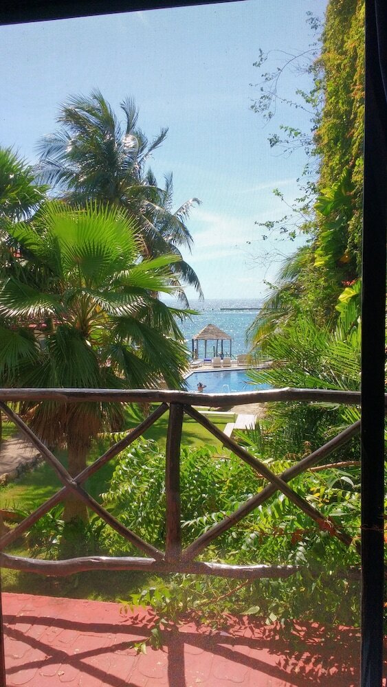 Hostal La Cueva