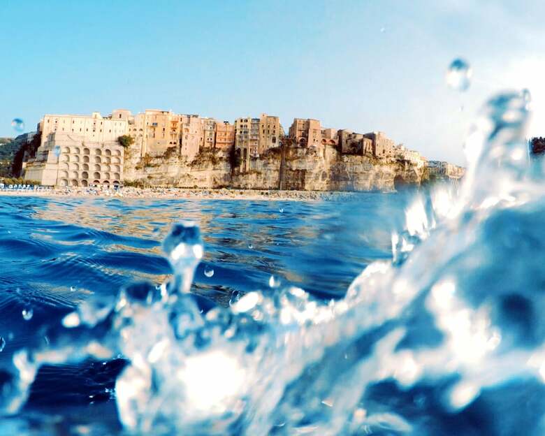 Cliffs Hotel