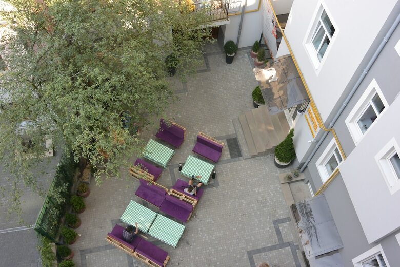 Z-one Aparthotel