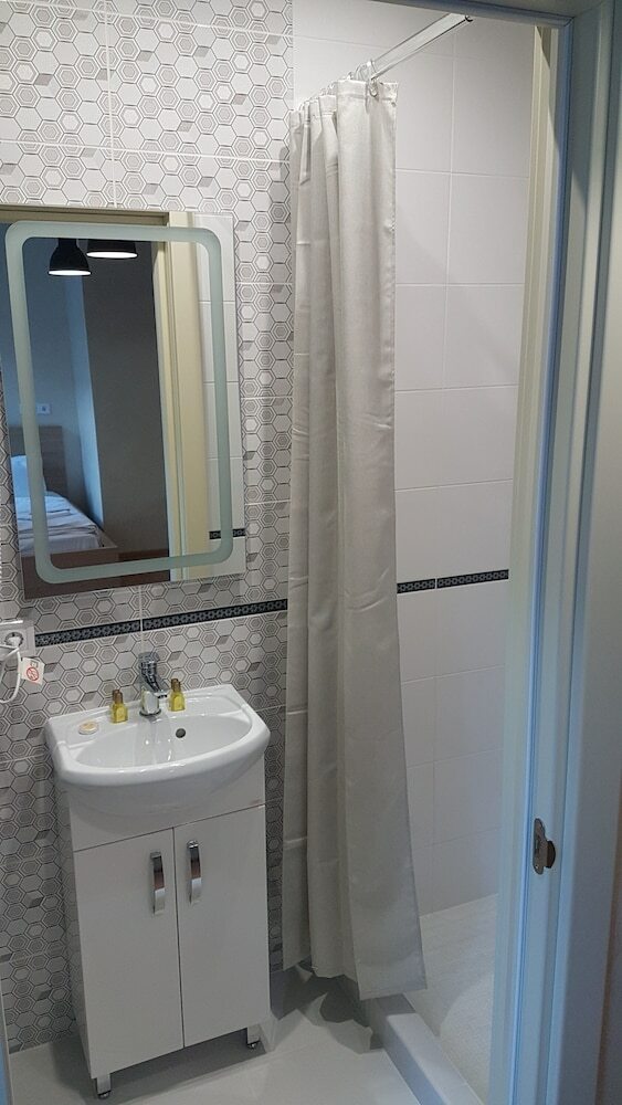Z-one Aparthotel