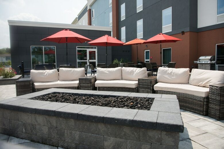 Hotel Hampton Inn & Suites By Hilton Warrington Horsham