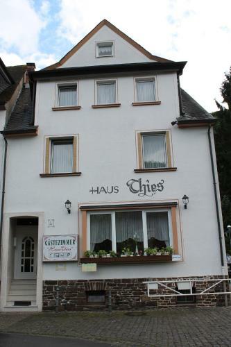 Hostal Pension Haus Thies