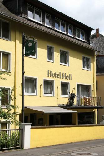 Hotel Holl Garni