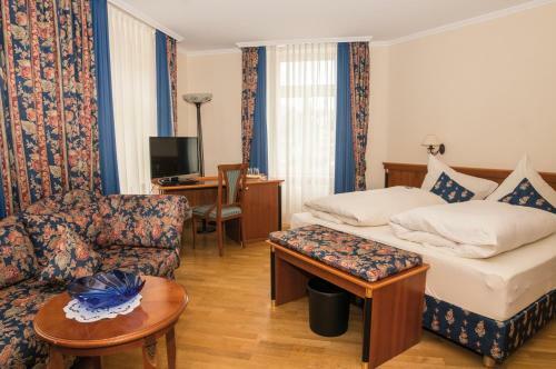 Moselland Hotel Im Enderttal Zum Onkel Willi