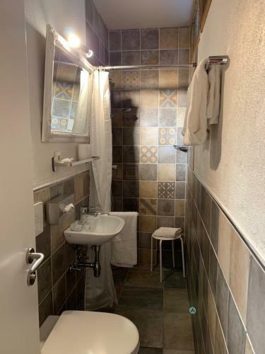 Moselland Hotel Im Enderttal Zum Onkel Willi
