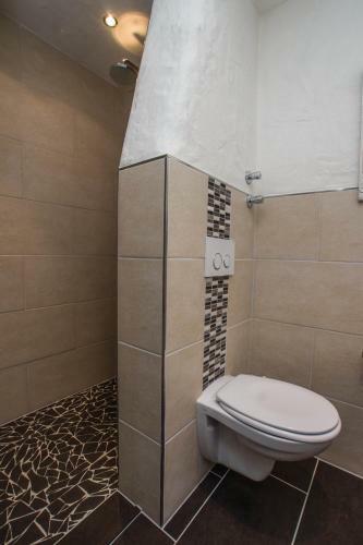 Moselland Hotel Im Enderttal Zum Onkel Willi