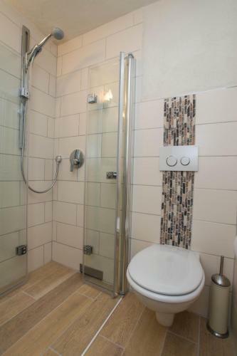 Moselland Hotel Im Enderttal Zum Onkel Willi