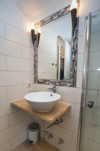 Moselland Hotel Im Enderttal Zum Onkel Willi