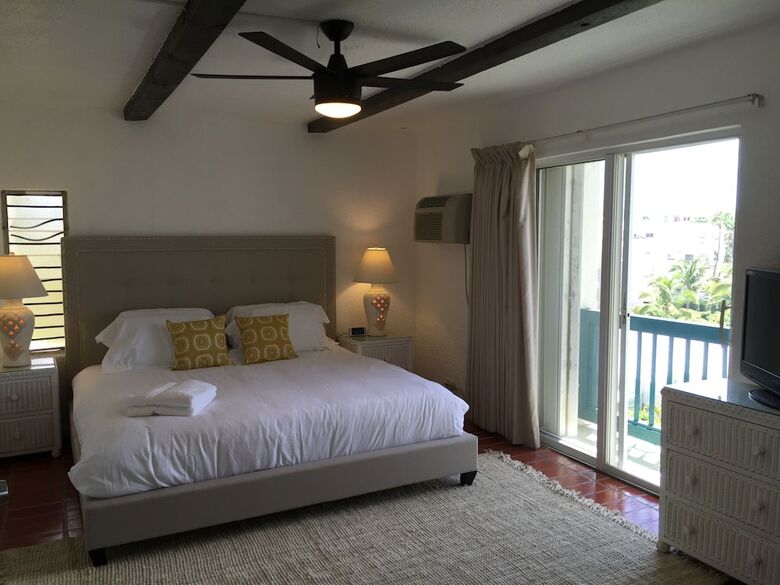Isla Vista Condo