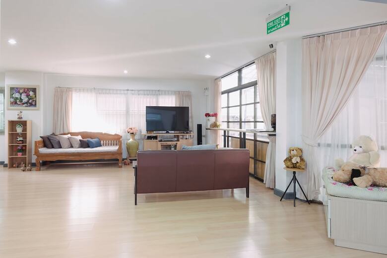 Hostal Baansu Hostel