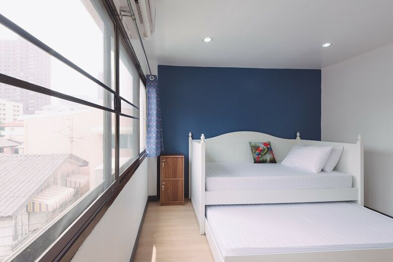 Hostal Baansu Hostel