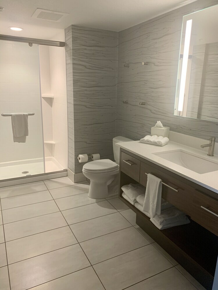 Hotel Home2 Suites By Hilton Kci Airport