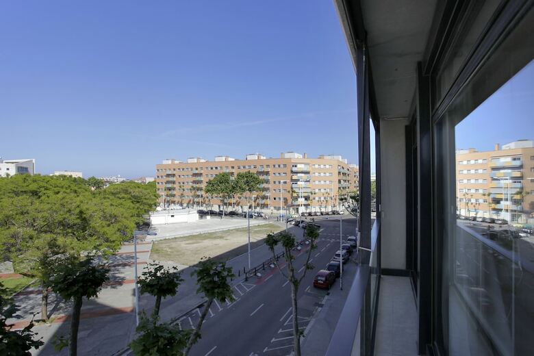 1214 - Two Bedrooms Ciutadella Apartment