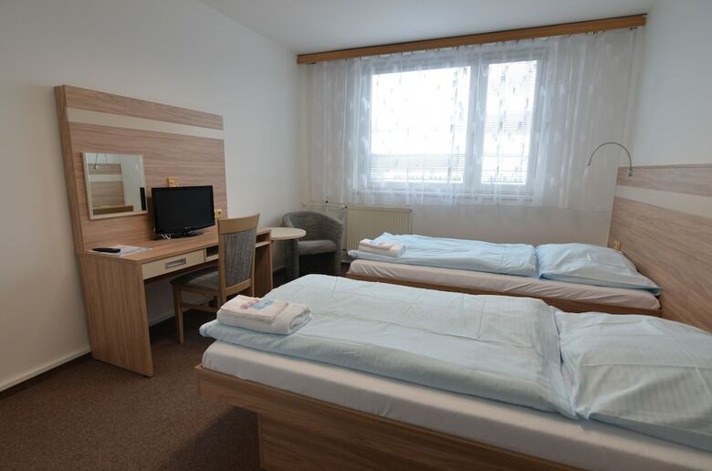 Garni Hotel Vina?sk�