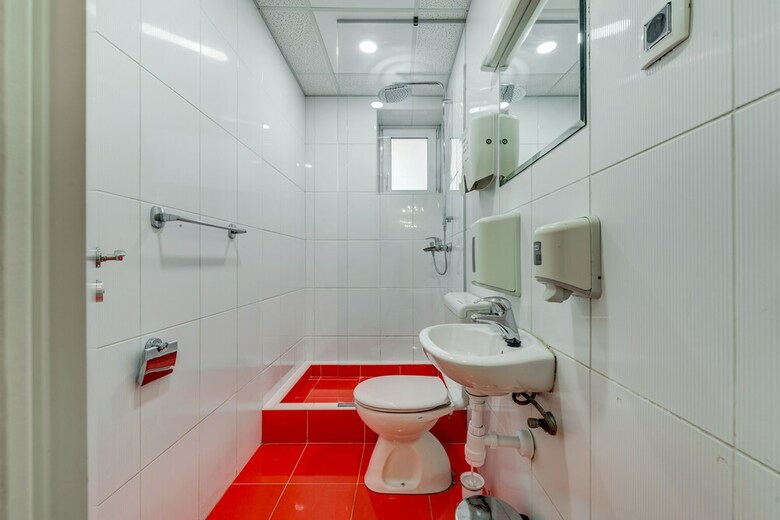 Hostal Adriatic Hostel
