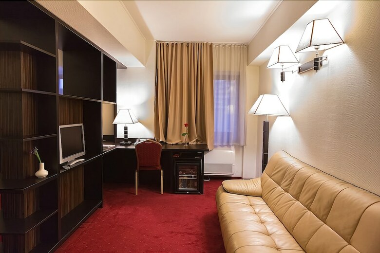 Hotel Ramada By Wyndham Iasi City Centre