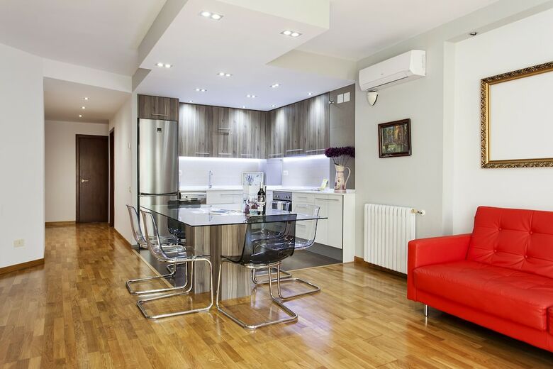 1324 - Splendid Olympic Apartment