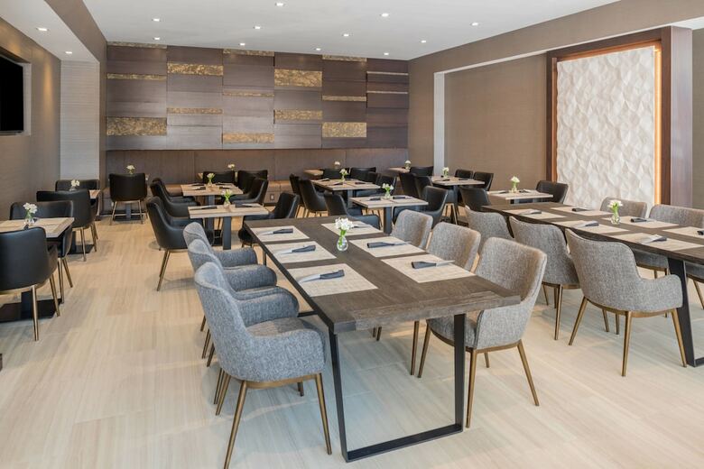 AC Hotel By Marriott Worcester