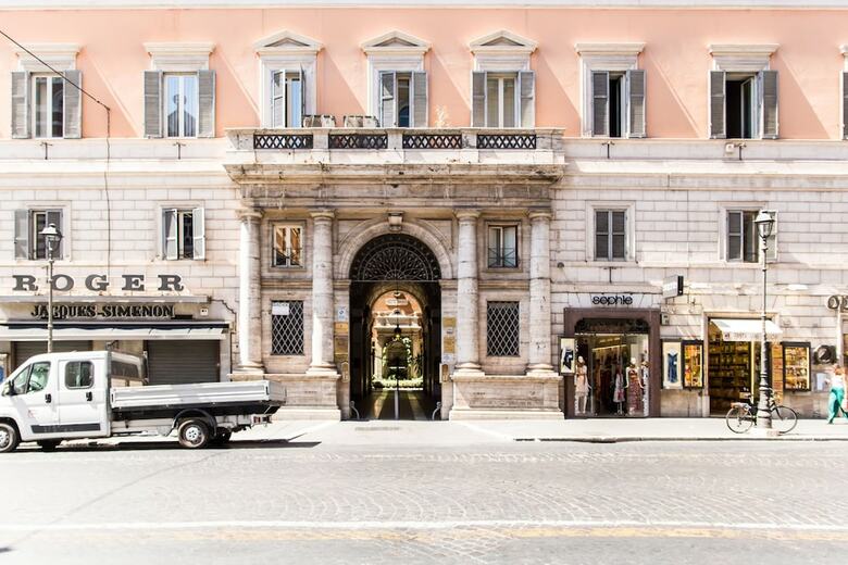 Hotel Nazionale Palace Suites