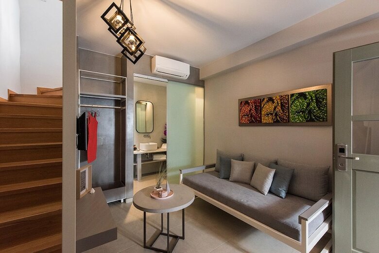Hotel The 48 Suites