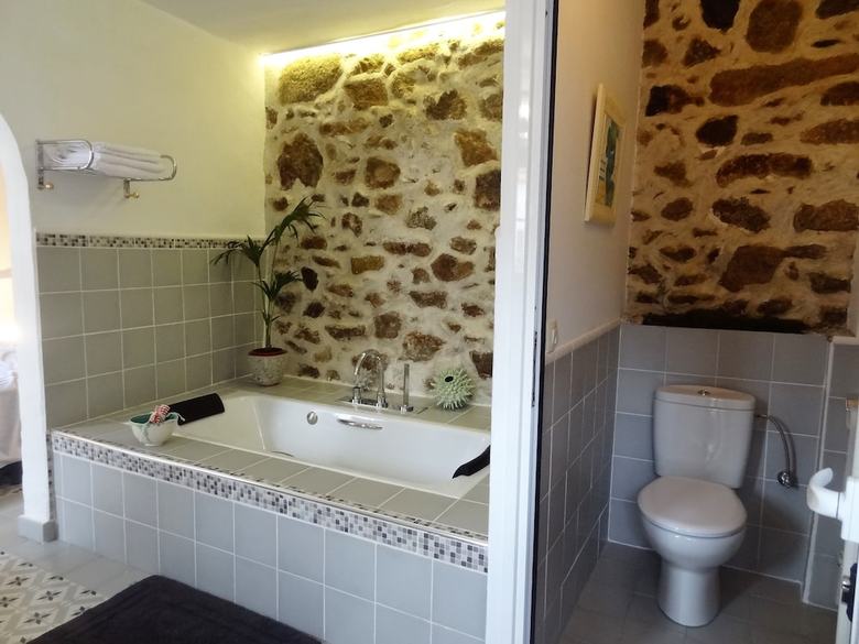Hostal La Solana