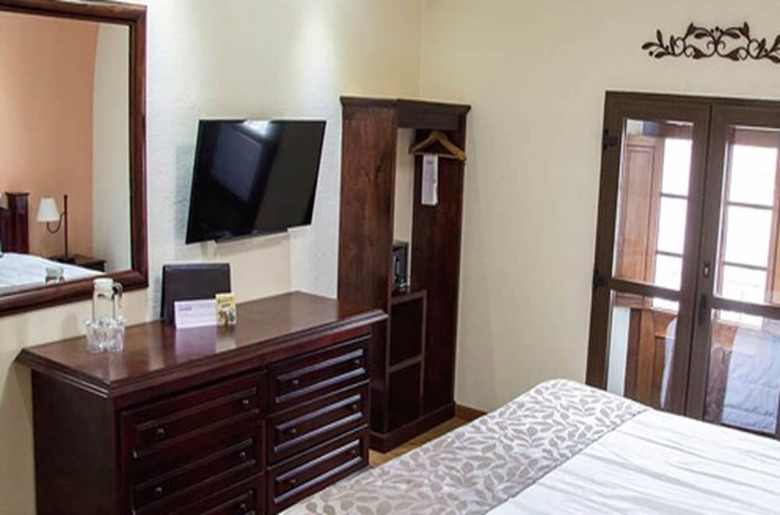 Hotel Pensi�n Bonifaz