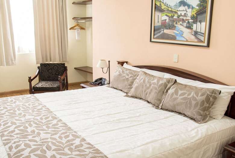 Hotel Pensi�n Bonifaz