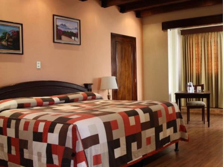 Hotel Pensi�n Bonifaz