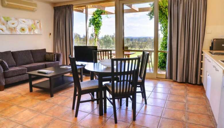 Hotel Grapevines Boutique Accommodation