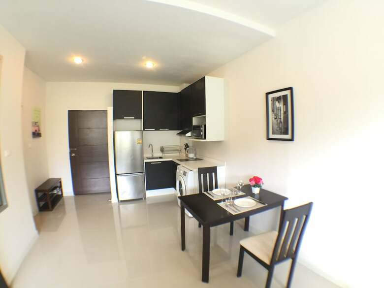 Apartamentos Seventh Condo Karon