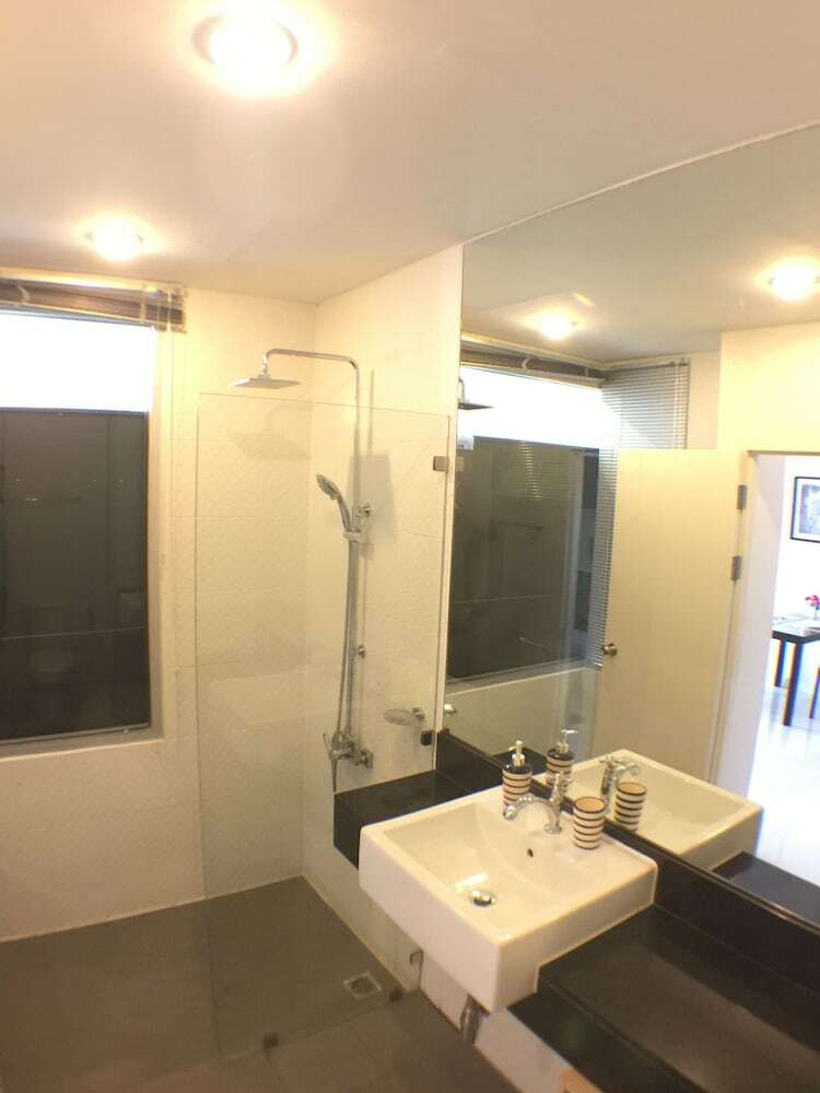 Apartamentos Seventh Condo Karon