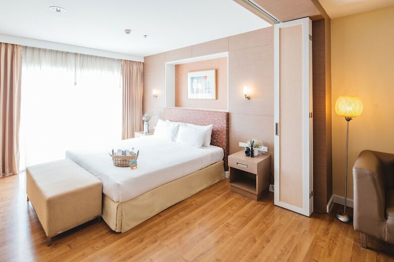 Clef Hotel