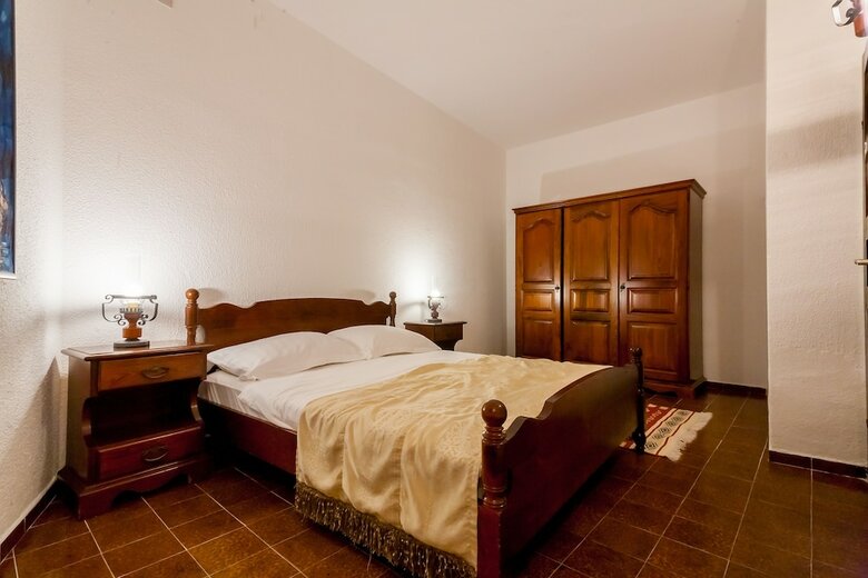 Hotel Kulla E Balshajve