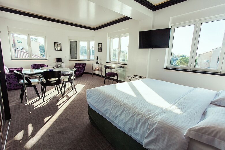 Hotel Andromeda Downtown Suites