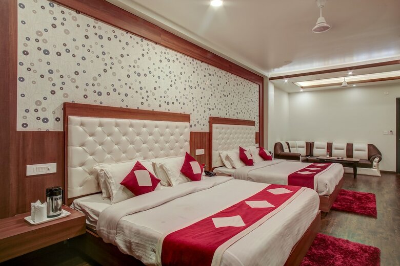 Hotel The Royal Krishna