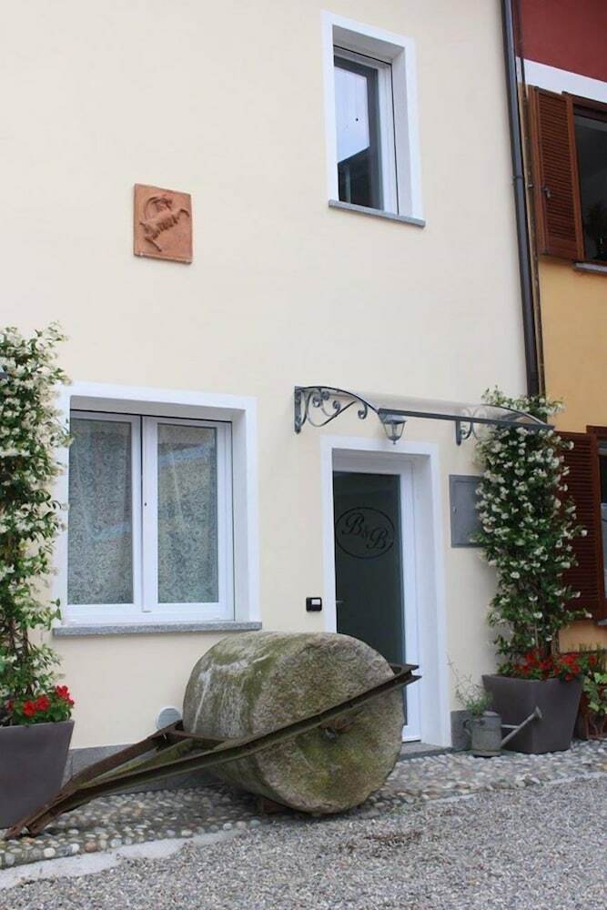 Bed & Breakfast La Piccola Corte Di Malpensa