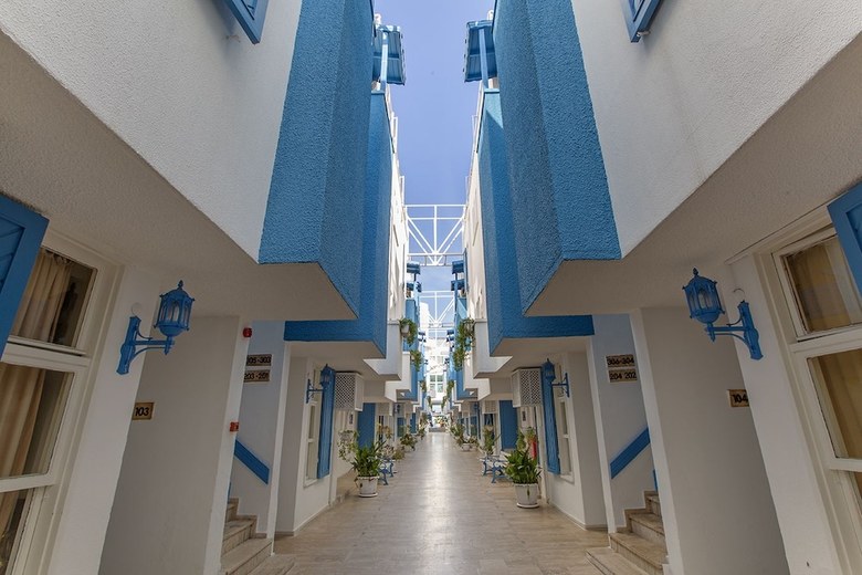 Bonn Beach Hotel By Rrh&r - All Inclusive