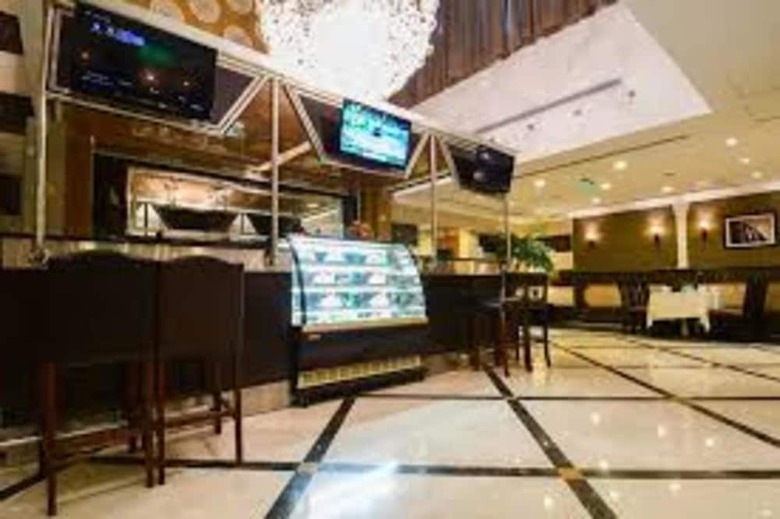Hotel Golden Tulip Al Mektan