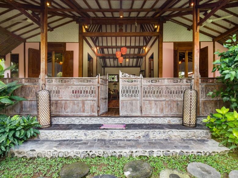 Villa Desa Roro Estate