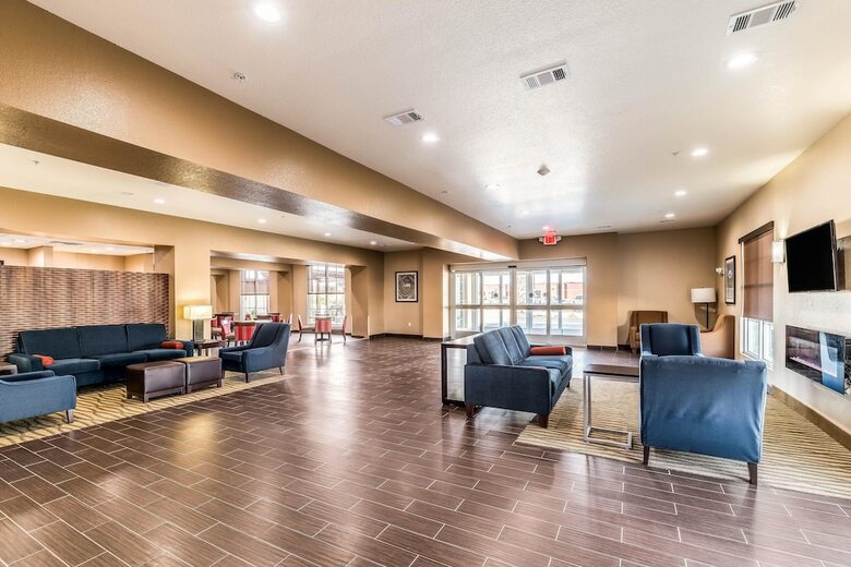 Hotel Comfort Suites Grand Prairie - Arlington North