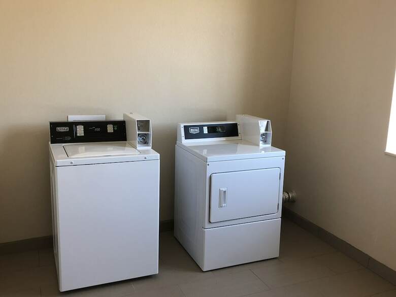 Hotel Comfort Suites Grand Prairie - Arlington North